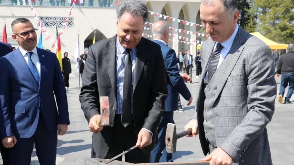 var_opt_upload__ModulePost_6474_24-03-2025_032946517_S2-1024x576