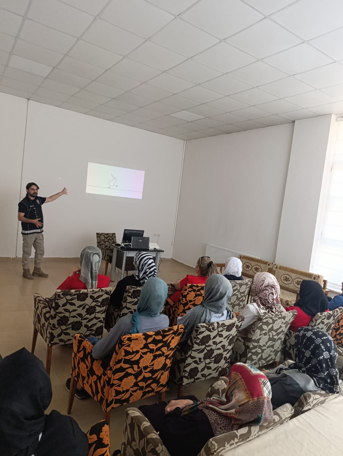 Başharık Kadın Vefa Konağı Eğitim 1