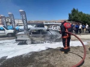 araba-yangin-300x225